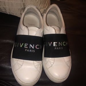 GIVENCHY sneaker